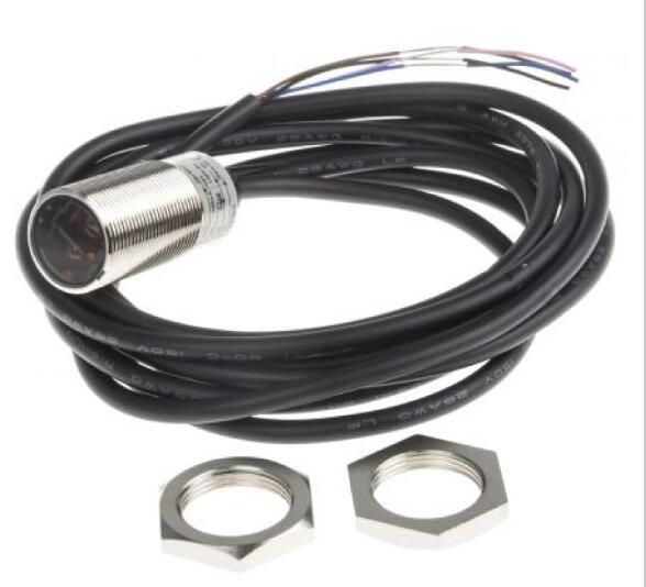 OMRON E3FBDP122M Sensor