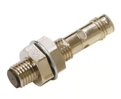 OMRON E2E-X1R5C18-M5 Device