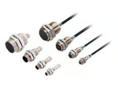 OMRON E2E-X1R5C1L8-M1TJ 0.3M Device