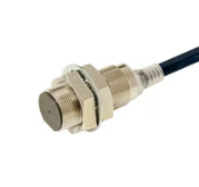 OMRON E2E-X8MC2L8 5M Device