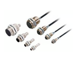 OMRON E2E-X10MB1D12-R 2M Device