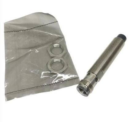 OMRON E2AM30LN30WPB15M Sensor