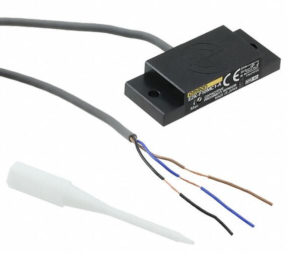 OMRON E2KF10MC1A2M Sensor