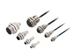 OMRON E2E-X5B3D18-M1TJ 0.3M Device