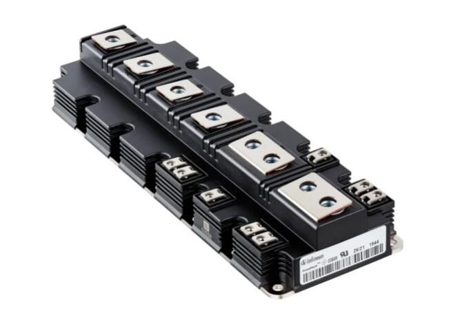 Infineon FF1800R23IE7PBPSA1 IGBT Module, 1.8 kA 2300 V PRIME3+, Screw Mount