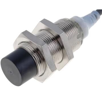 OMRON E2AM18KN16M1C2 Sensor