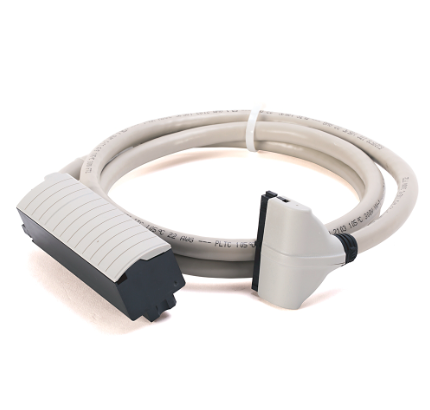 Allen Bradley 1492-CABLE015U Device
