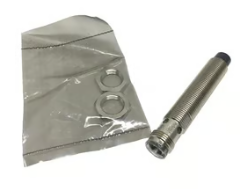 OMRON E2A-M30LN30-WP-D2 2M Device