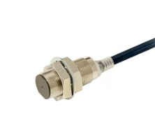 OMRON E2E-X8C1L18 2M Device