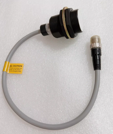 OMRON E2EQX3D1M1J03M Device