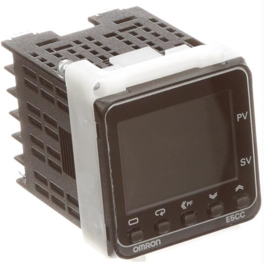 OMRON E5CCRX3A5M000 Relay