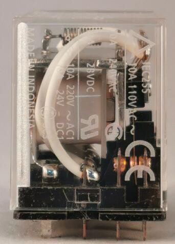 OMRON LY40AC240 Relay