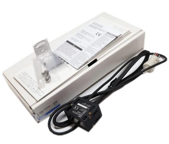 OMRON V400R2CF65 Device