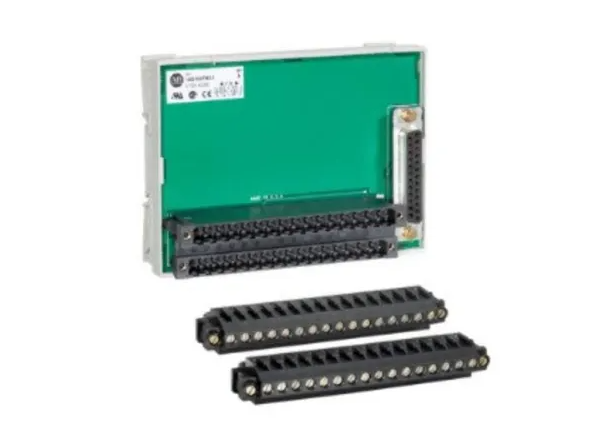 Allen-Bradley 1492-RAIFM8TC-3 Module