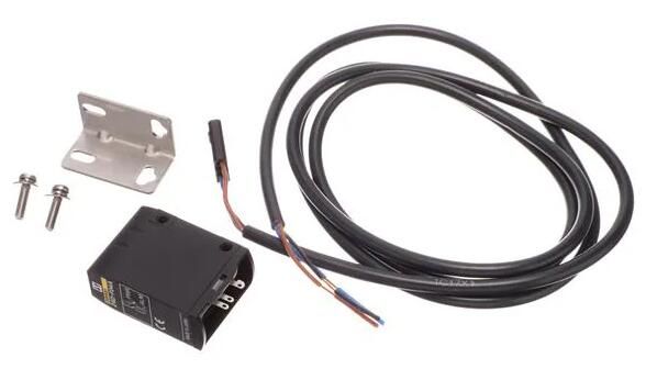 OMRON Z4DF04A Sensor
