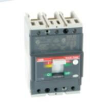 ABB T2S070TW Breaker