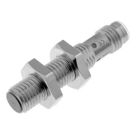 OMRON E2AS08KS02M5B1 Sensor