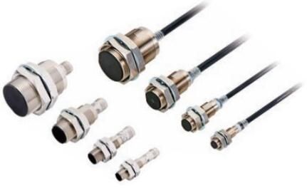 OMRON E2EX10D1M1 Plug