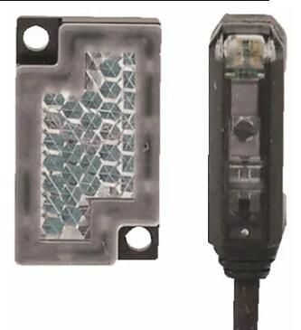 OMRON E3TSR212M Sensor