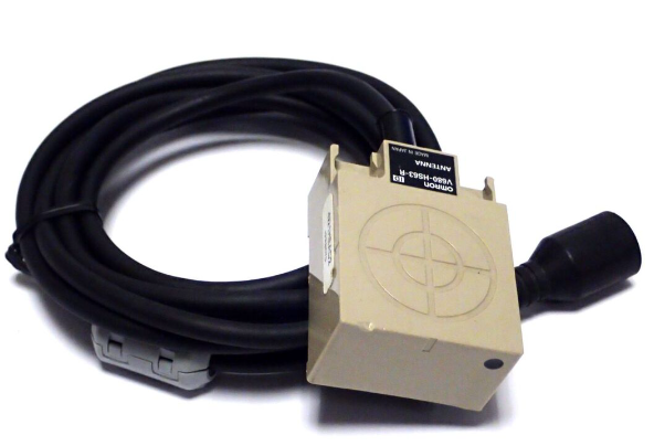 OMRON V680HS63R2M Magnetic Lock