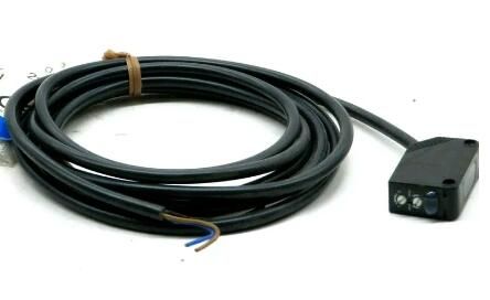 OMRON E3ZD82 Sensor