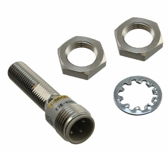 OMRON E2EX2D2M1 Sensor