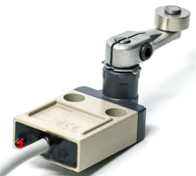 OMRON D4C3301 Switch