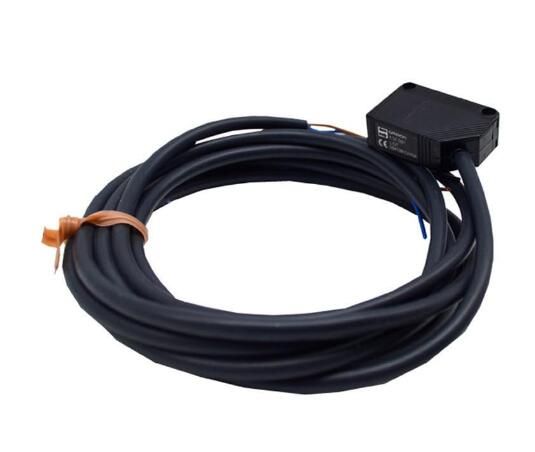 OMRON E3ZR81 Sensor