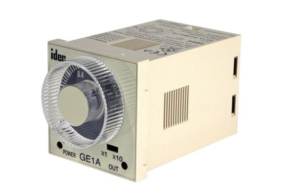IDEC GE1A-B10MAD24 Timer