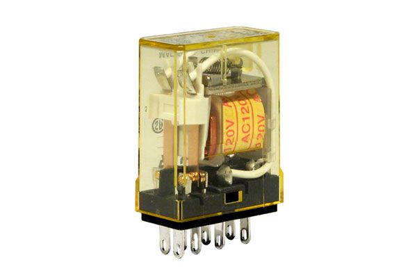 IDEC RY2S-UDC24V Relay