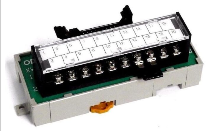 OMRON XW2B20G5 Connector