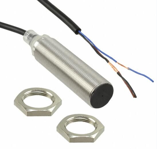 OMRON E2BM18LS08WPB22M Sensor