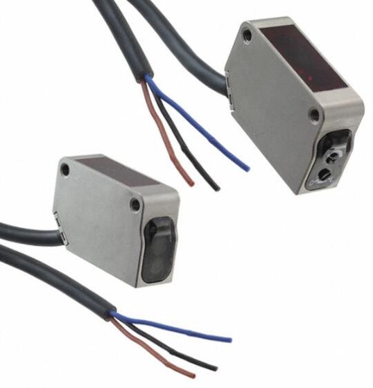 OMRON E3ZMT812M Sensor