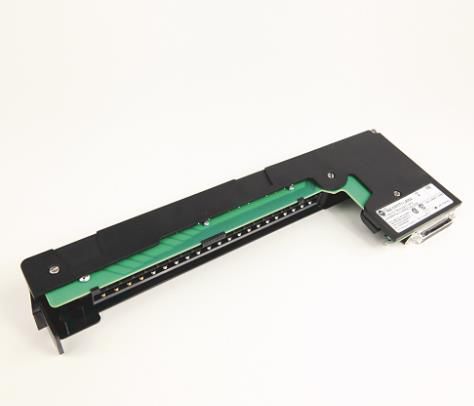 Allen Bradley 1492-CM1771-LA002 Device