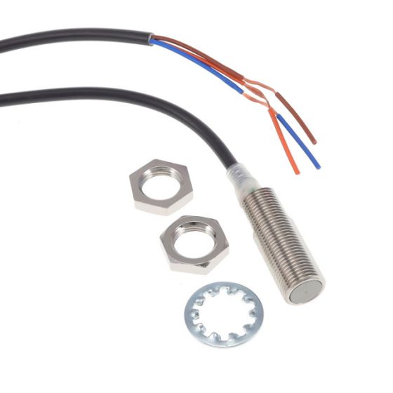 OMRON E2EX3D1S Sensor