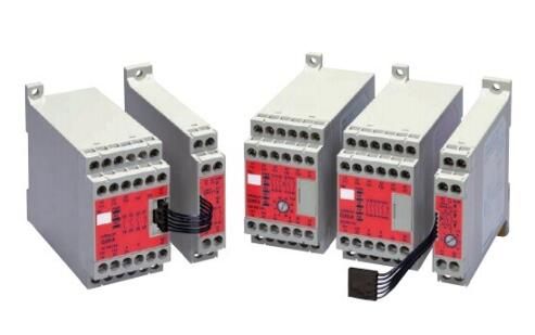 OMRON G9SA-EX031-T30 Relay