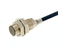 OMRON E2E-X2MC18 5M Device
