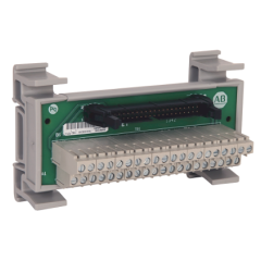 Allen Bradley 1492-IFM40F-FS24-4 Device