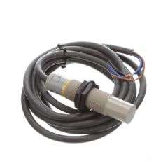 OMRON E2KX8ME1 Sensor