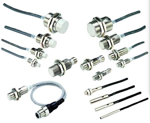 OMRON E2E2X2B1 Sensor