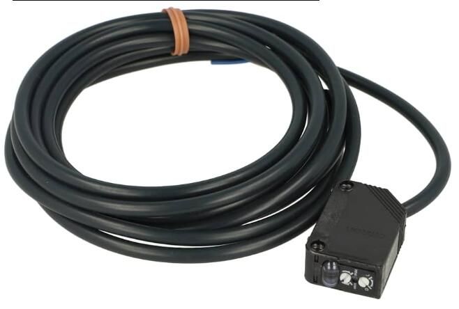 OMRON E3ZB61 Sensor