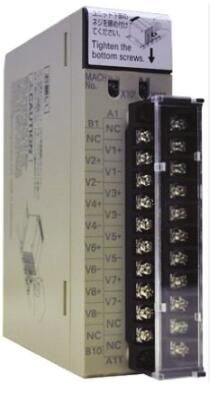 OMRON CS1WDA08C PLC