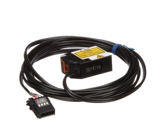 OMRON E3CLD112M Sensor