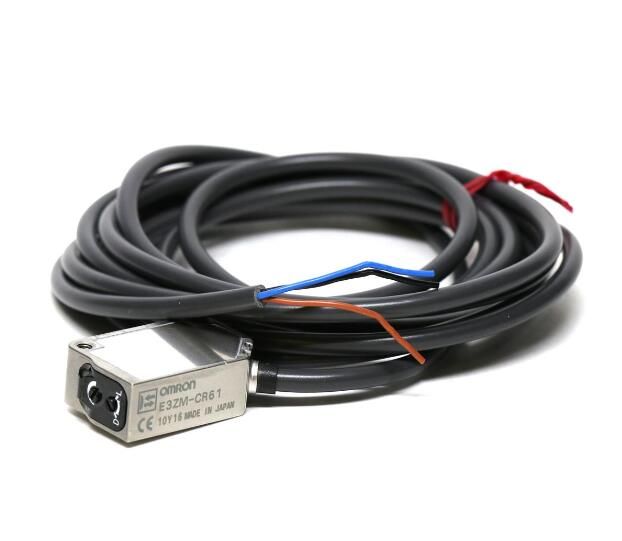 OMRON E3ZMCR612M Sensor