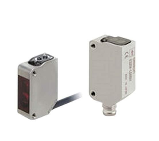 OMRON E3ZMLS67H Sensor