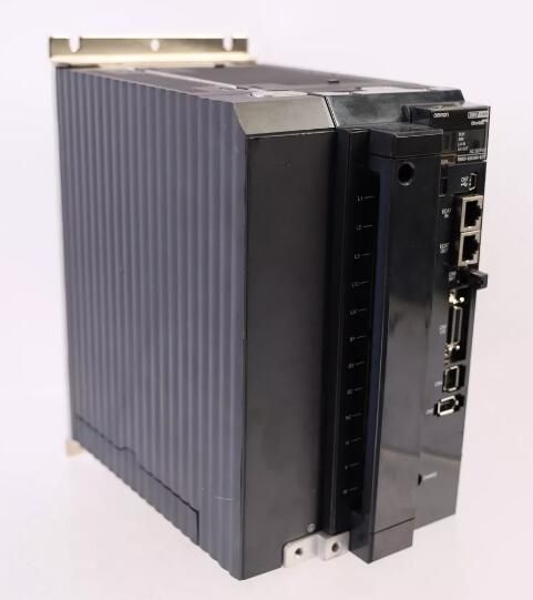 OMRON R88DKN30HECT Drive