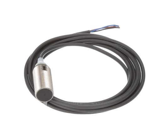 OMRON E2AM18KS08WPB12M Sensor