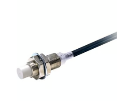 OMRON E2E-X10MB2L12 2M Device