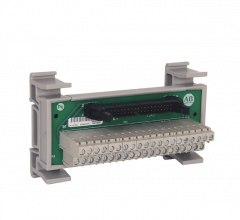 Allen-Bradley 1492-IFM40F-FS240-4 Digital I/O Module