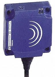 Telemecanique XS7F1A1DBL01M8 Relay
